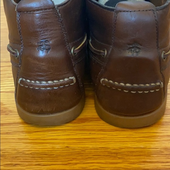 Brooks Brothers boat chukka